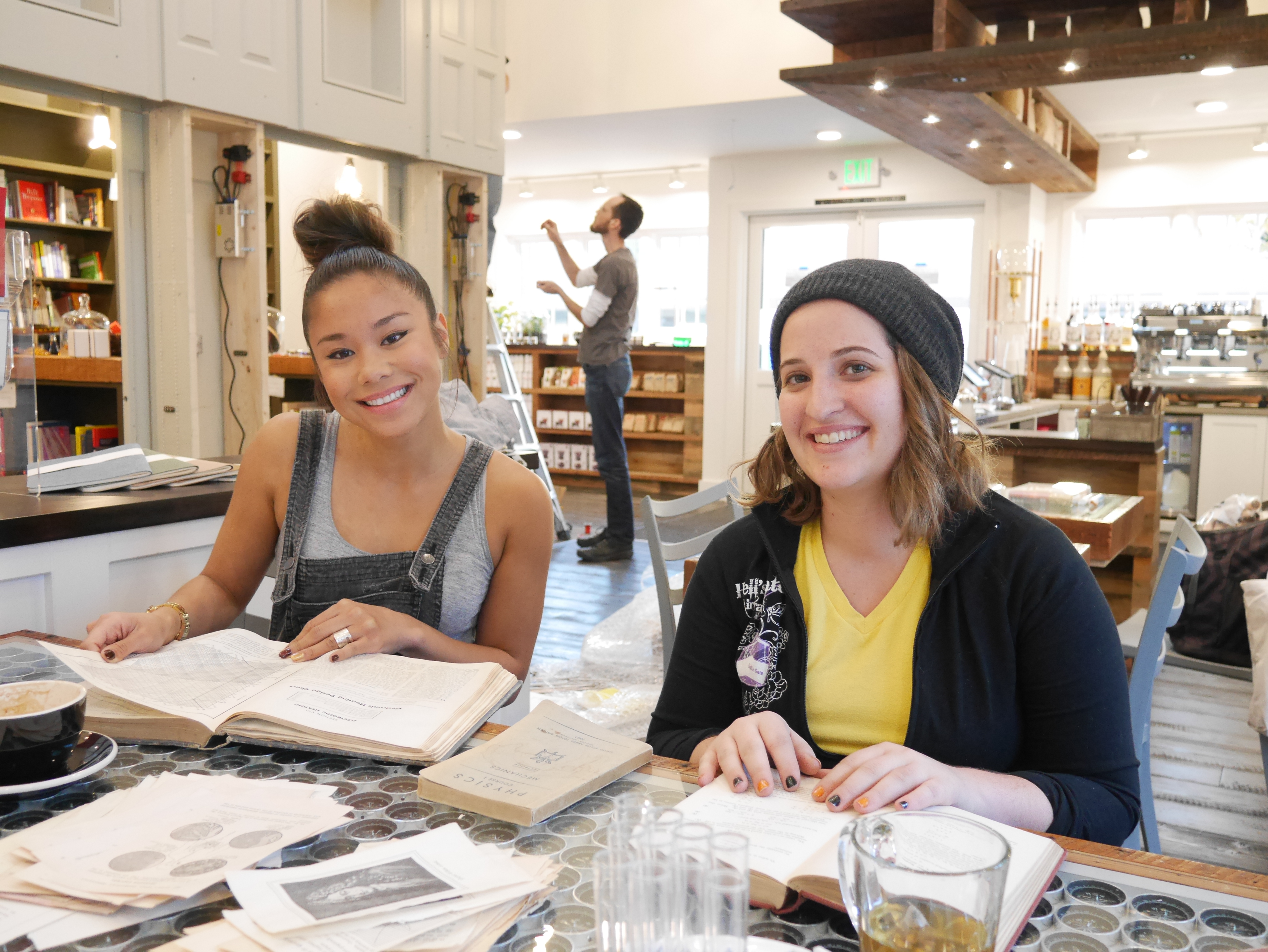 Here Jesslyn from Board & Vellum and Danielle Hulton work on assembling the mobile before opening