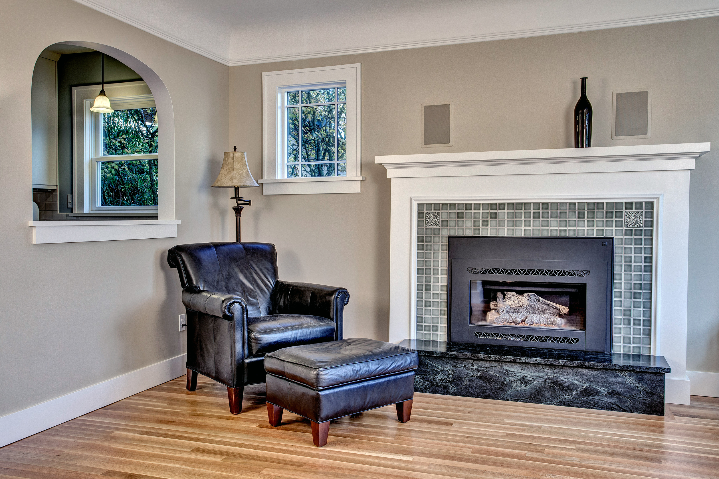 Bungalow West: Second-Floor Addition to a Bungalow – Living Room Hearth